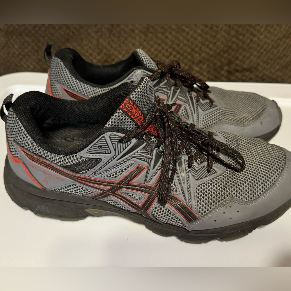 ASICS Gel Venture 8